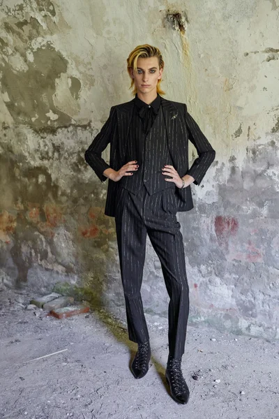 Look 56